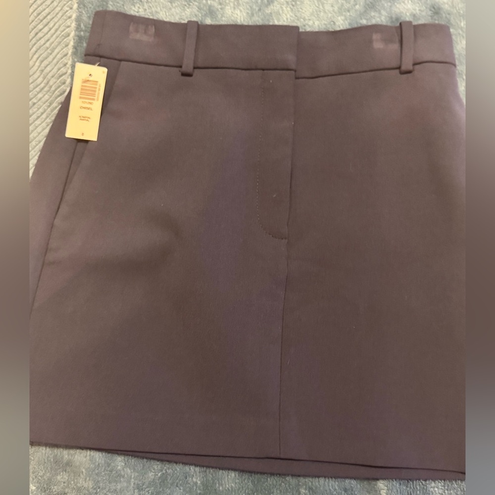 NWT Aritzia Babaton Chisel Mini Skirt in Navy